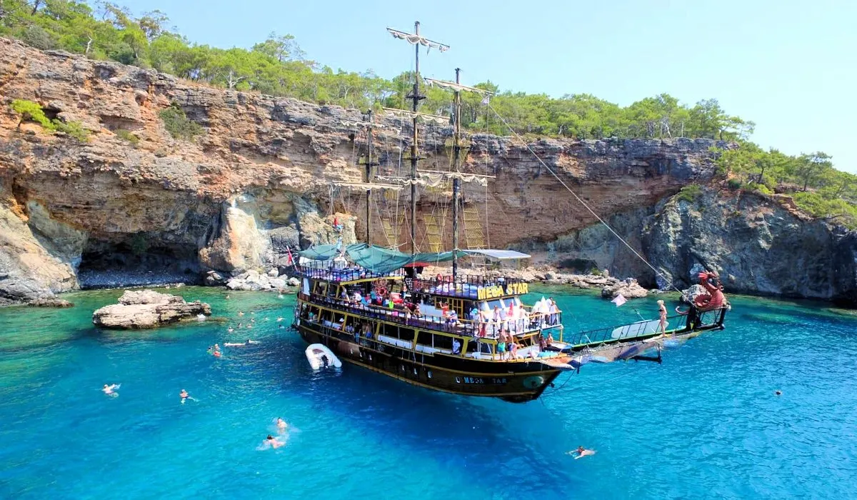 Antalya Korsan Tekne Turu